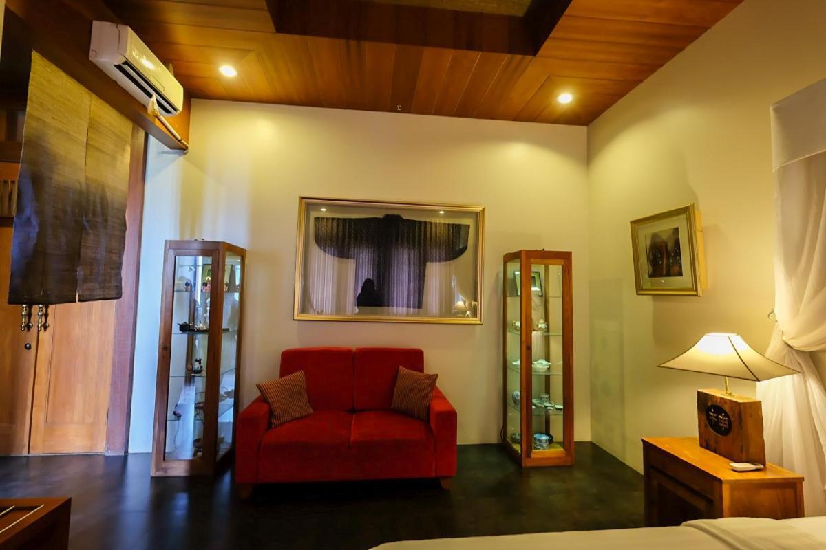 Rumah Stroberi Organic Farm & Family Lodge Lembang Exteriör bild