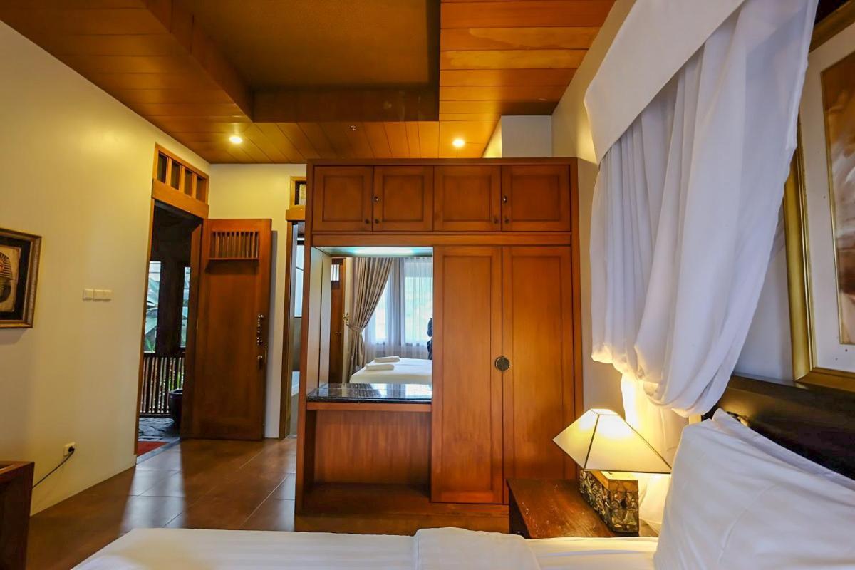 Rumah Stroberi Organic Farm & Family Lodge Lembang Exteriör bild