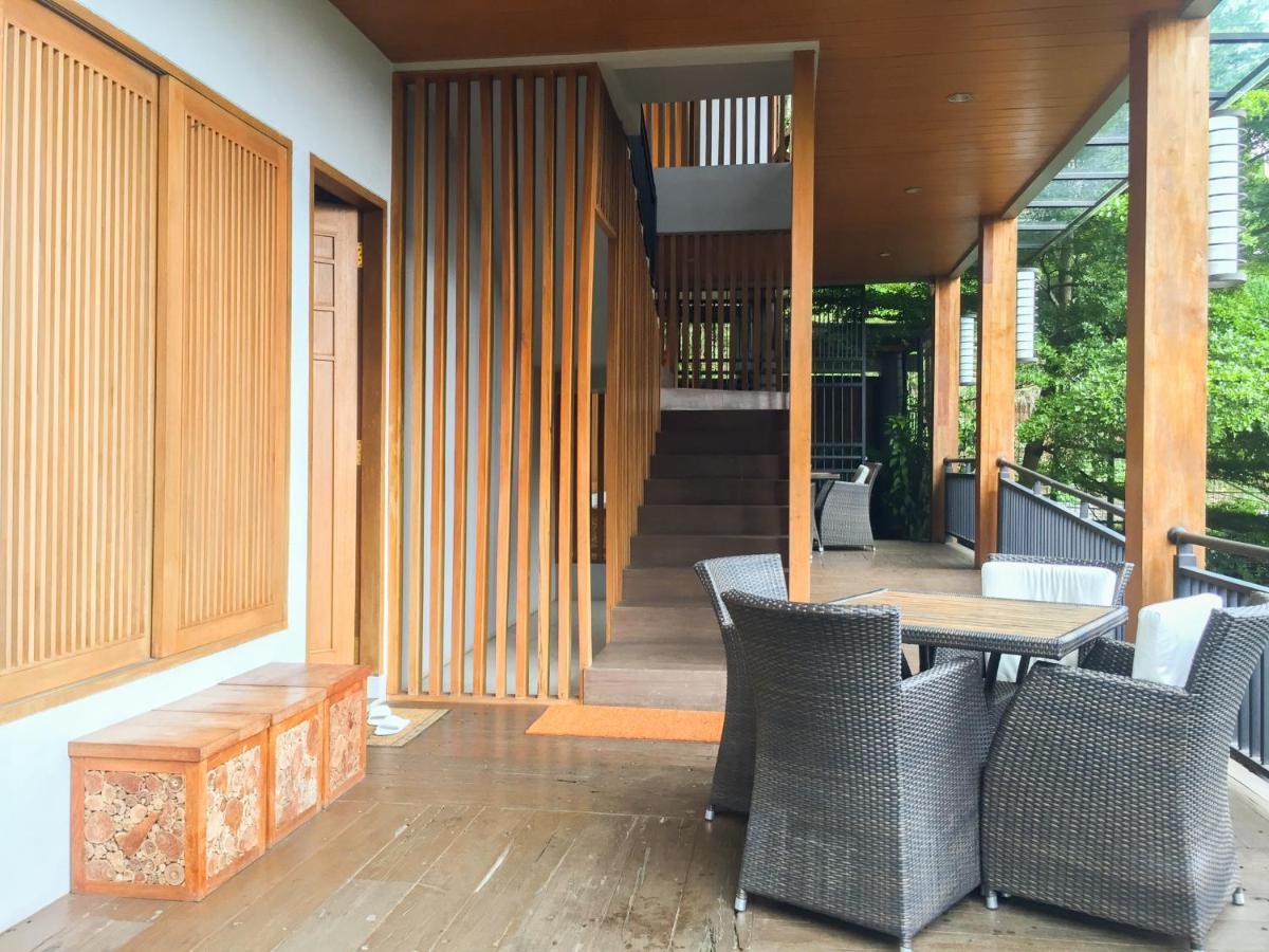 Rumah Stroberi Organic Farm & Family Lodge Lembang Exteriör bild